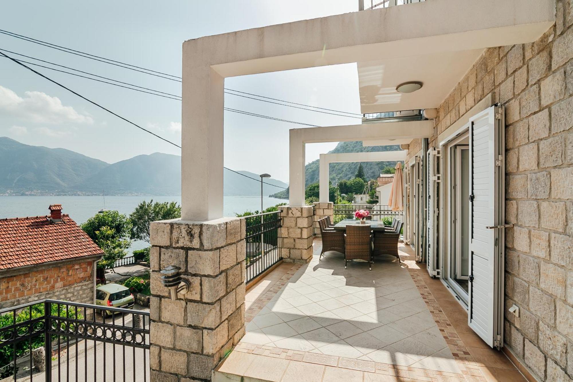 Holiday Home Amanda Hollick Kotor Exteriér fotografie